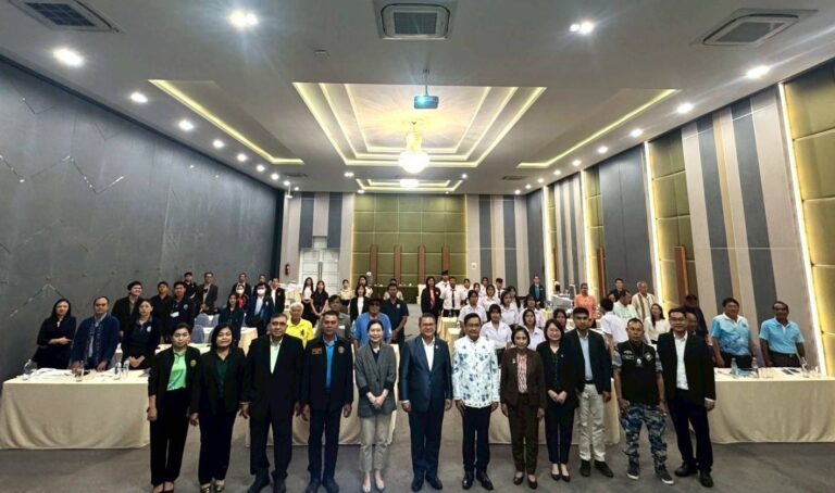 กรมลดโลกร้อน สผ. GIZ ม.รามคำแหง ร่วมกับเครือข่ายจังหวัดชุมพร จัดประชุมและเปิดตัวกิจกรรมบูรณาการภายใต้โครงการ CCMB