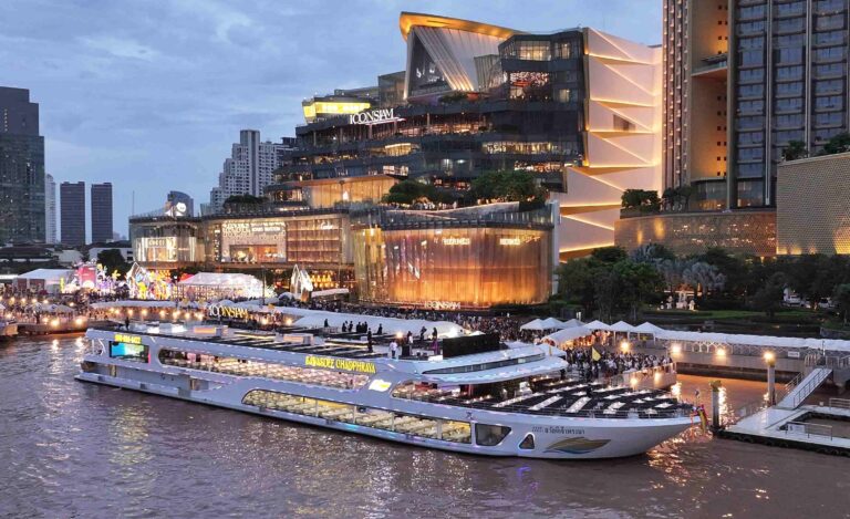 เพชรเม็ดใหม่บนสายน้ำเจ้าพระยา Sawasdee Chaophraya Cruise เปิดตัวสุดยิ่งใหญ่ !!เรือสำราญสุดหรูที่สุดแห่งความลักชัวรีใจกลางเจ้าพระยา พร้อมเหล่าคนดังร่วมสัมผัสประสบการณ์เหนือระดับ