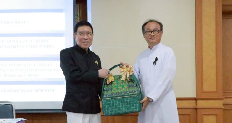 การอบรมครู “หลักสูตรการศึกษาประถมศึกษาตอนต้น  ฐานความฉลาดรู้ พ.ศ. 2568 (นำร่อง) และการประเมินผลเชิงรุกฐานสมรรถนะ  ด้วยกระบวนการคิดขั้นสูงเชิงระบบ GPAS 5 Steps”